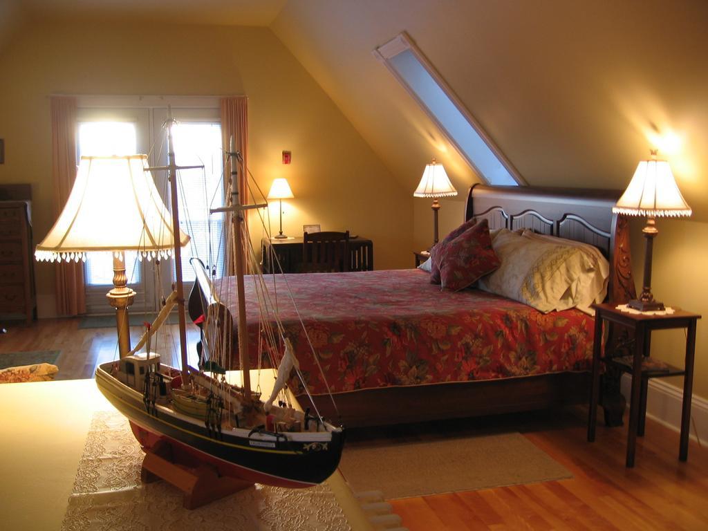 Louisbourg Heritage House Bed & Breakfast Room photo