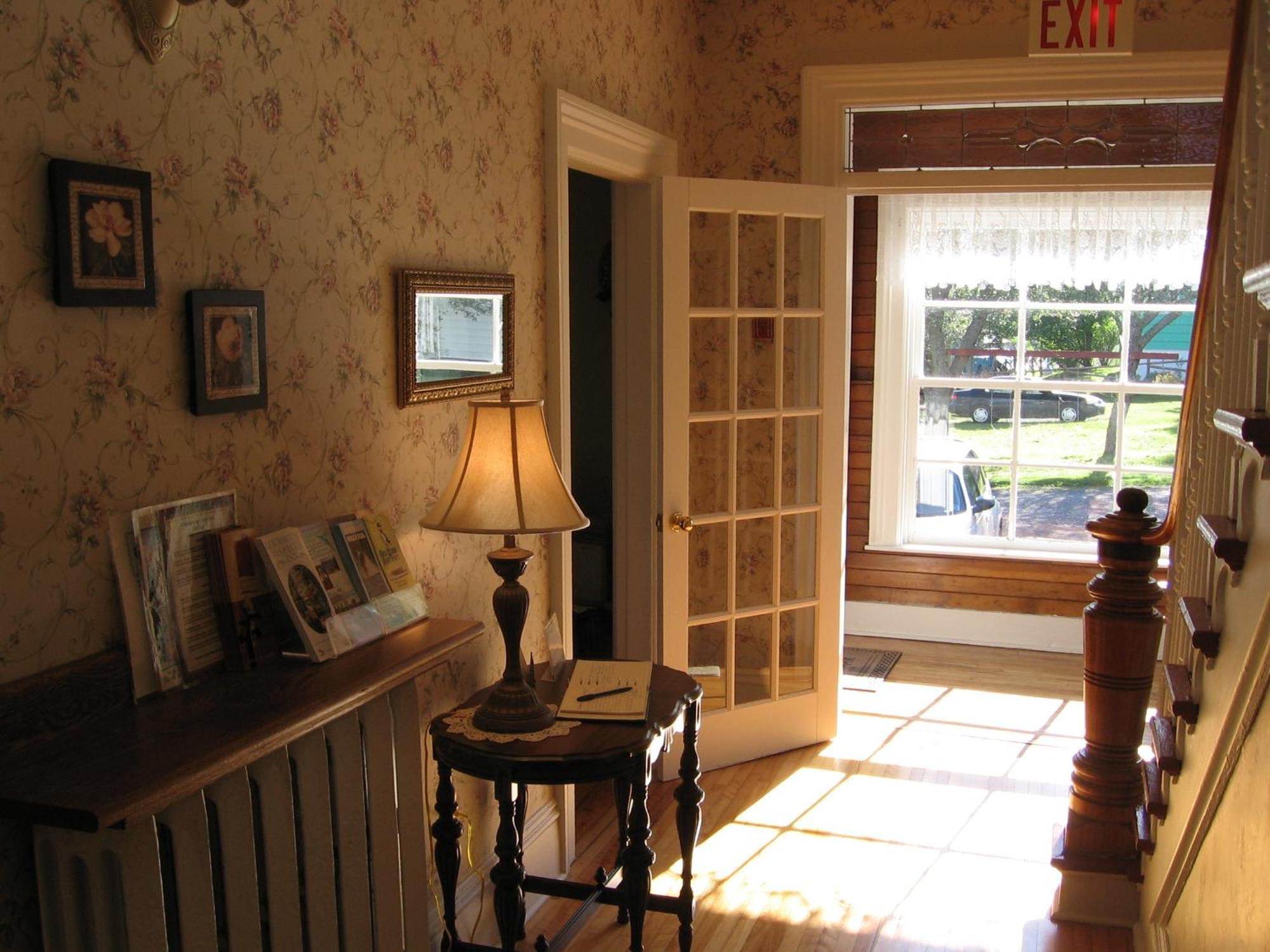 Louisbourg Heritage House Bed & Breakfast Exterior photo