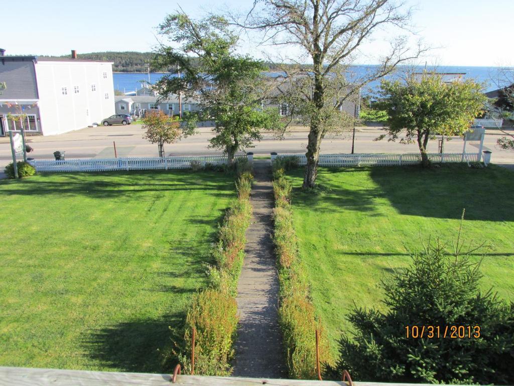 Louisbourg Heritage House Bed & Breakfast Room photo