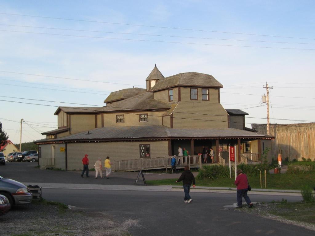 Louisbourg Heritage House Bed & Breakfast Exterior photo